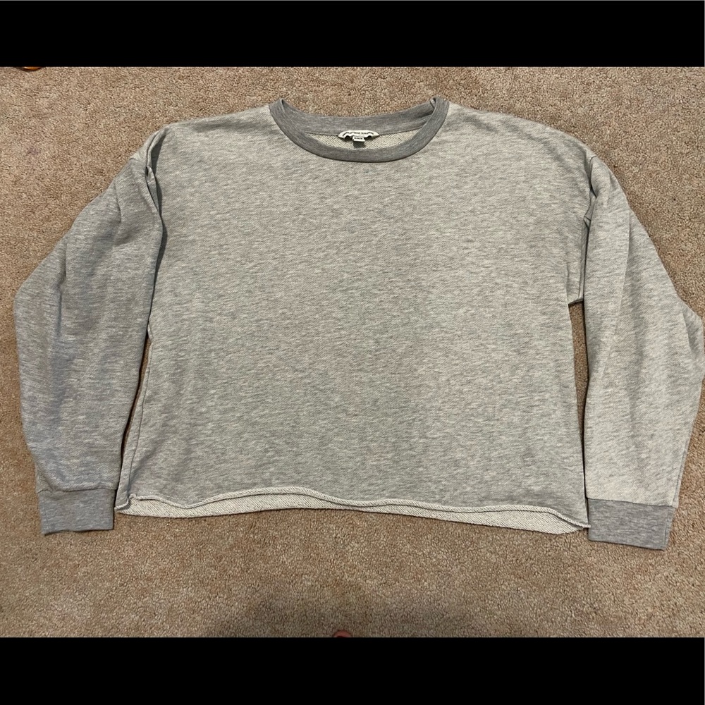 Grey long sleeve American Eagle crew neck